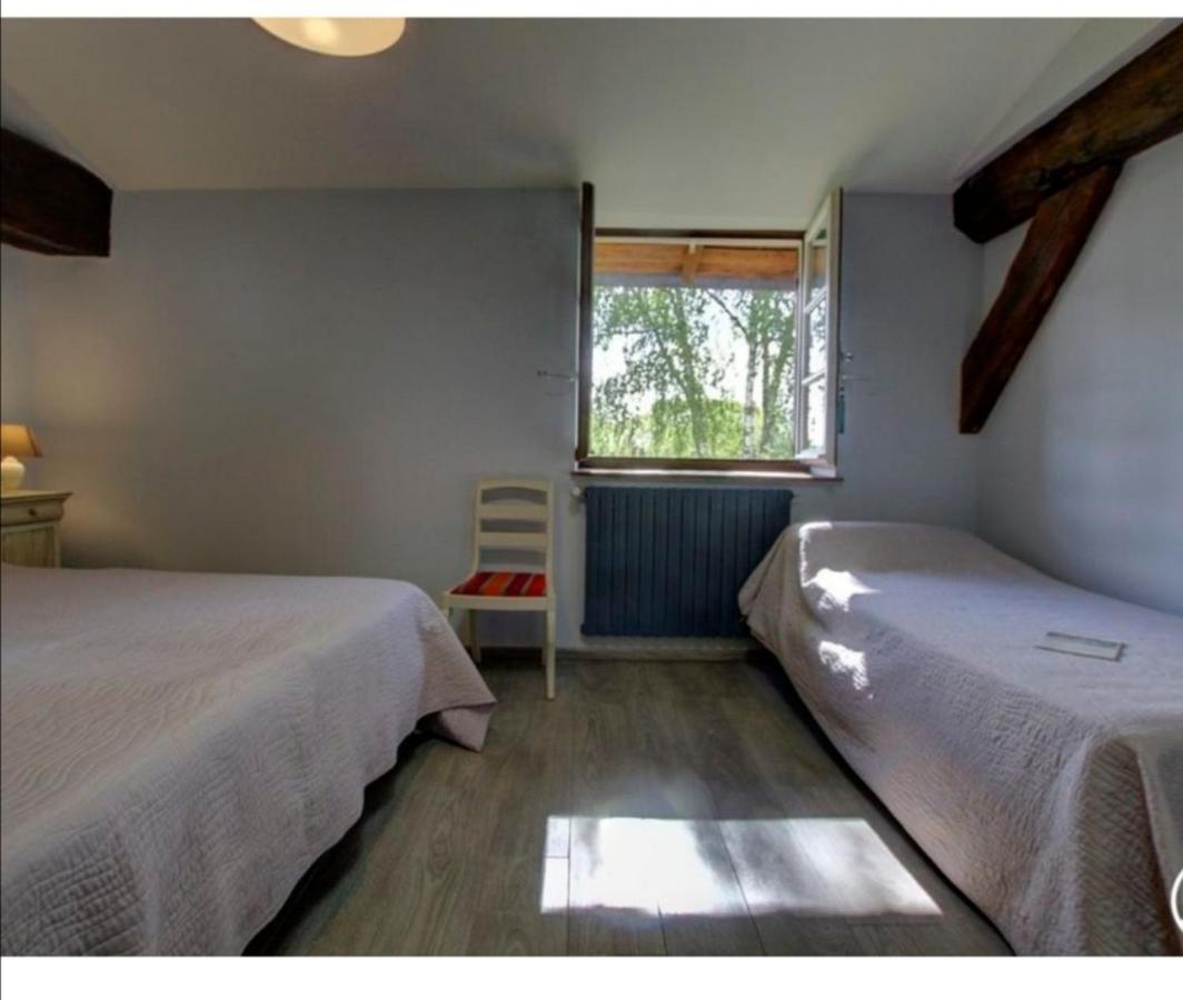 Chambres D'Hotes Les Vignes Montcet Zewnętrze zdjęcie