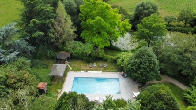 Chambres D'Hotes Les Vignes Montcet Zewnętrze zdjęcie